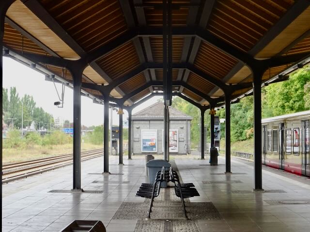 ホーへンツォレルンダム駅