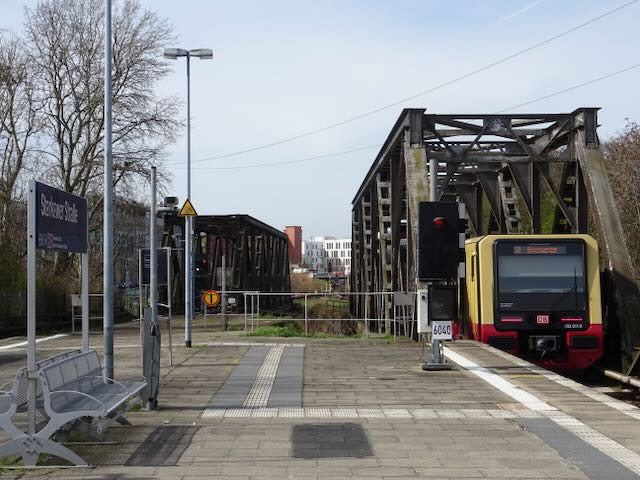 シュトルコウ通り駅