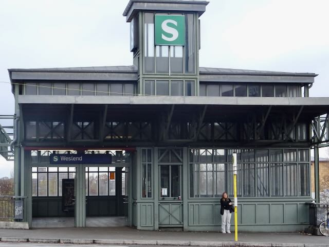 ヴェストエンド駅