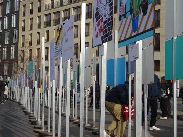 ベルリンの壁崩壊35年